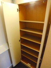 レオパレスユビキタスＨ 玄関