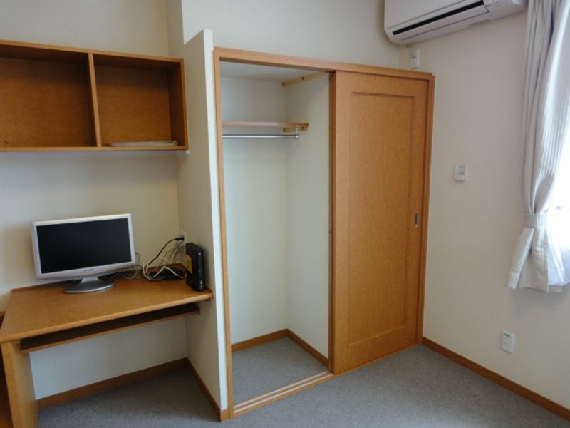 レオパレスＪＩＮＮＯ 居間