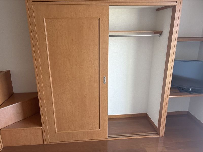 レオパレストゥデイ 収納