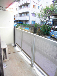 レオパレスグリーンプラネット バルコニー