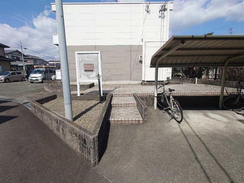 leopalace Hirakawaji Entrance