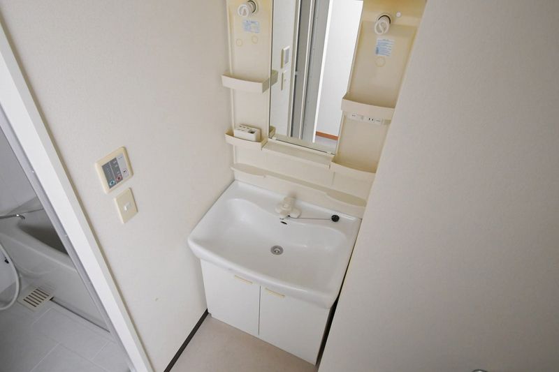 レオパレスＦｌａｔ新栄 洗面所