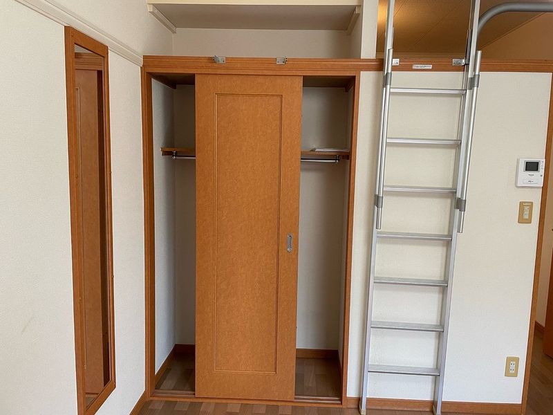 レオパレスＫＭティーダ 収納