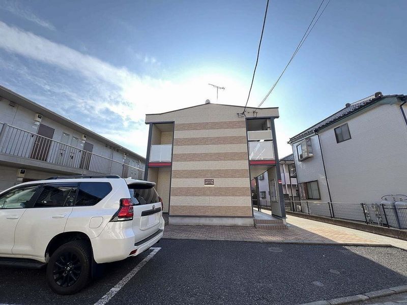 レオパレスリバーサイド住吉 外観