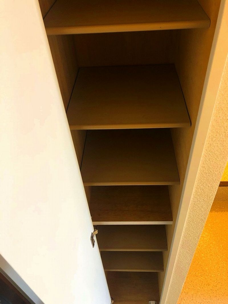 レオパレスＫＯＧＡＮＥ２００６ 収納