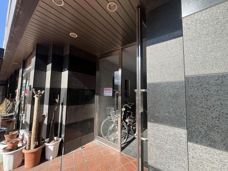 leopalace OI Buill Union 입구