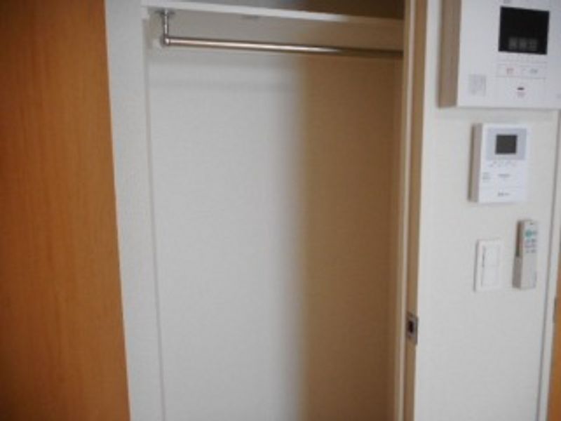 CLEINO KANAME II Storage