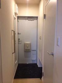 ミランダラウレア湘南 玄関
