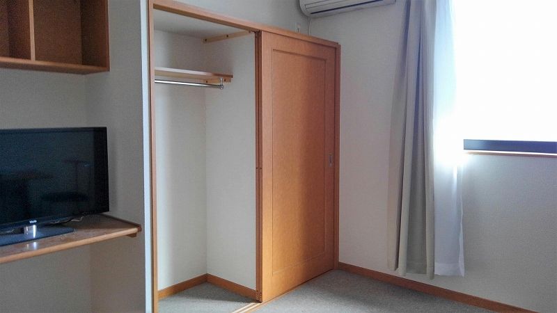 レオパレスブリリアント 収納