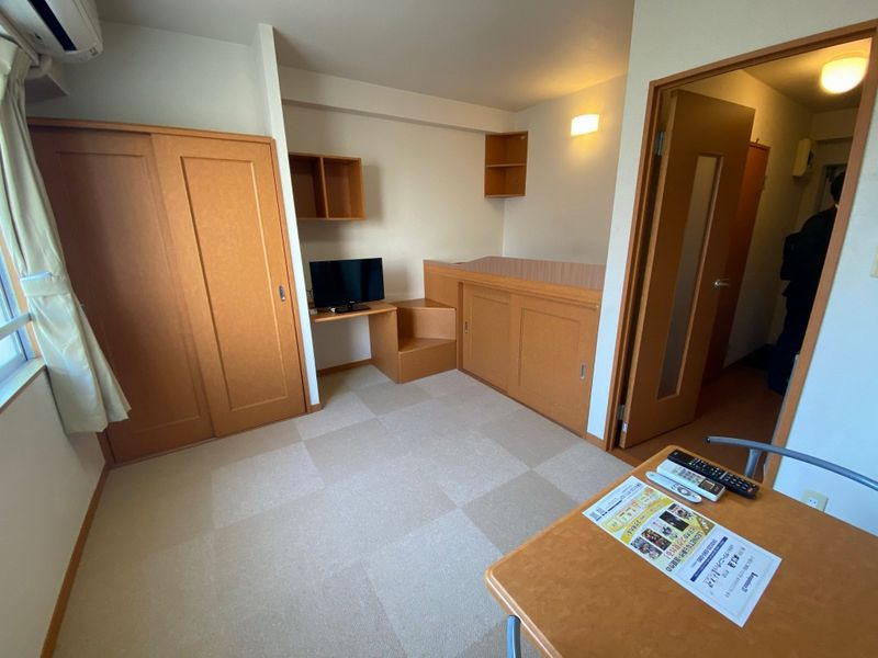 leopalace Miyonodai 客厅