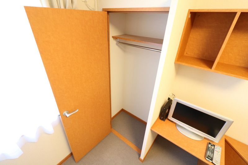 レオパレス石塚 収納