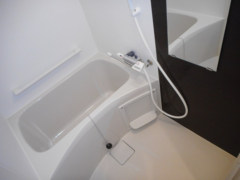 CLEINO FK Bathroom