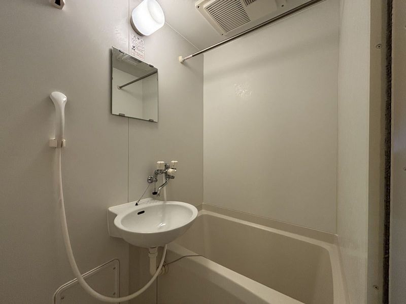 レオパレスドゥジェーム鳴尾 風呂