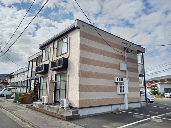 レオパレスＷｉｎｇ福田町 外観