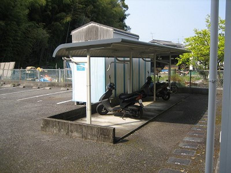 レオパレスラ・ネージュ 共用部分