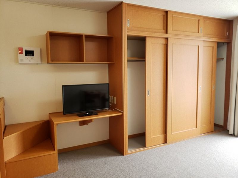 レオパレスリベェール 収納