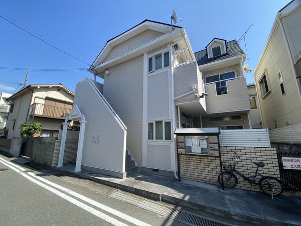 レオパレス垂水 外観