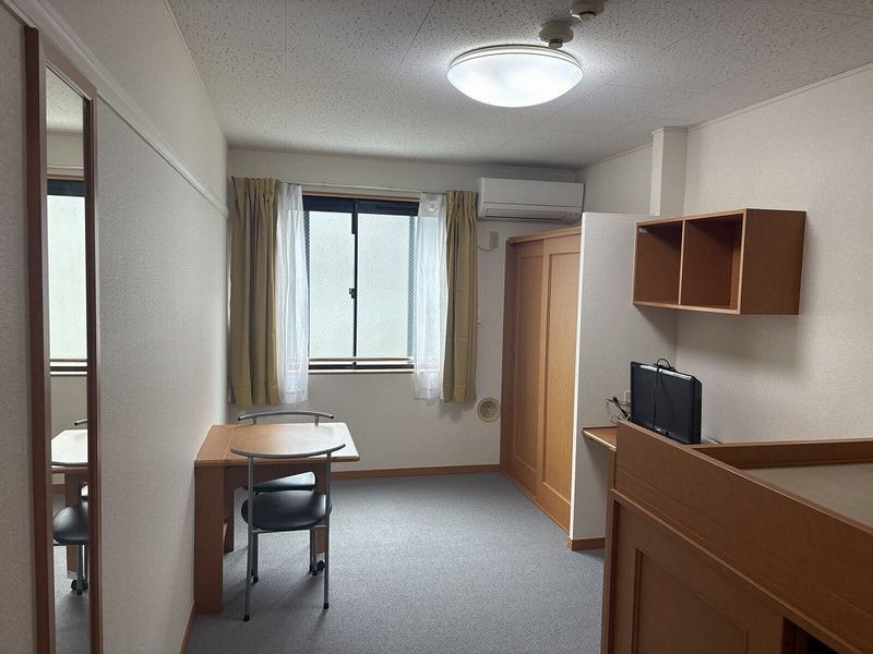 レオパレスカメリア 居間