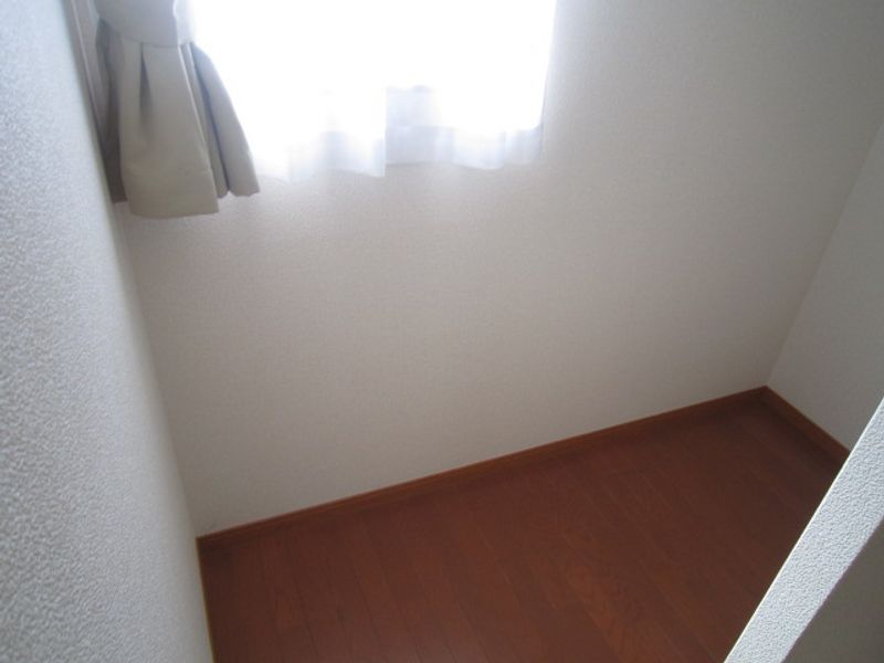 レオパレス仙港Ａ 収納