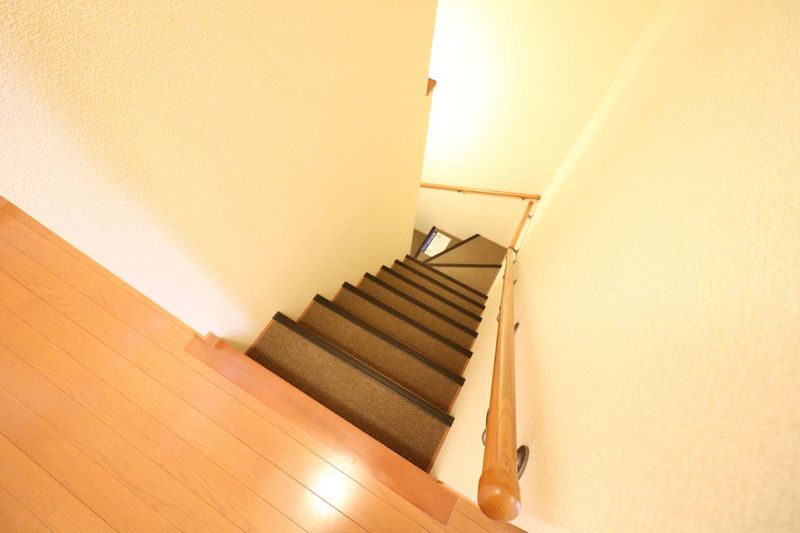 レオパレス宮司東 玄関