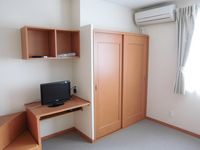 レオパレスヘリオス 収納