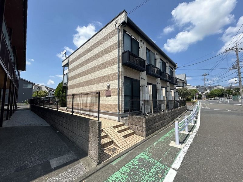 レオパレスフエキ 外観