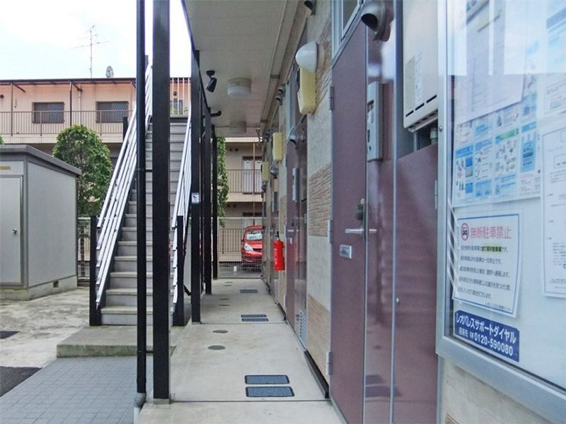 レオパレスフローライト 共用部分