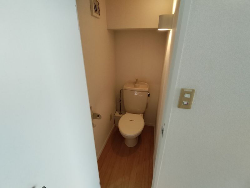 レオパレス日の出 トイレ