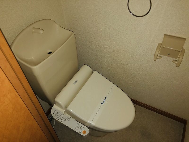 レオパレスタウンコート トイレ