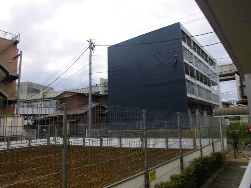 レオパレスストレーザ椿森 眺望