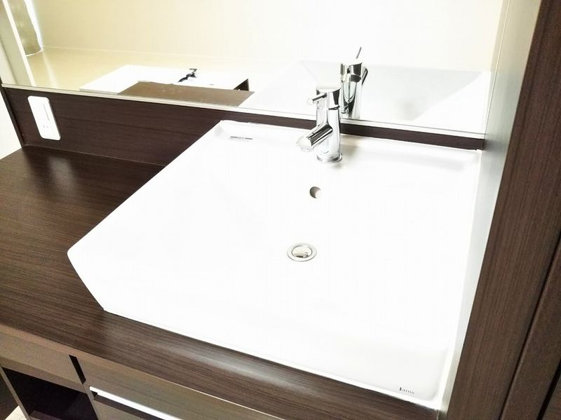 MIRANDA Eternity II Khu rửa mặt