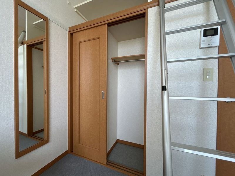 レオパレス柏座 収納