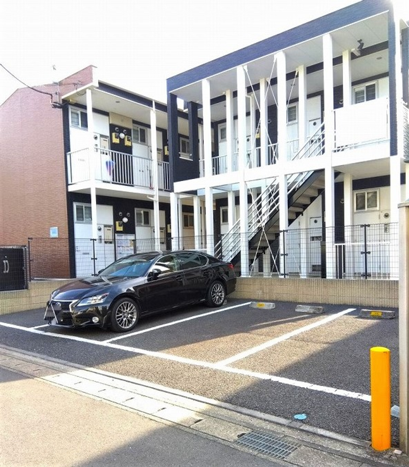 leopalace Exiv B 停车场