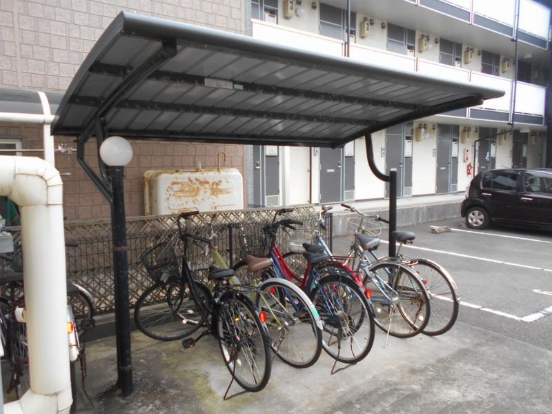 レオパレスクリフ柳都 共用部分