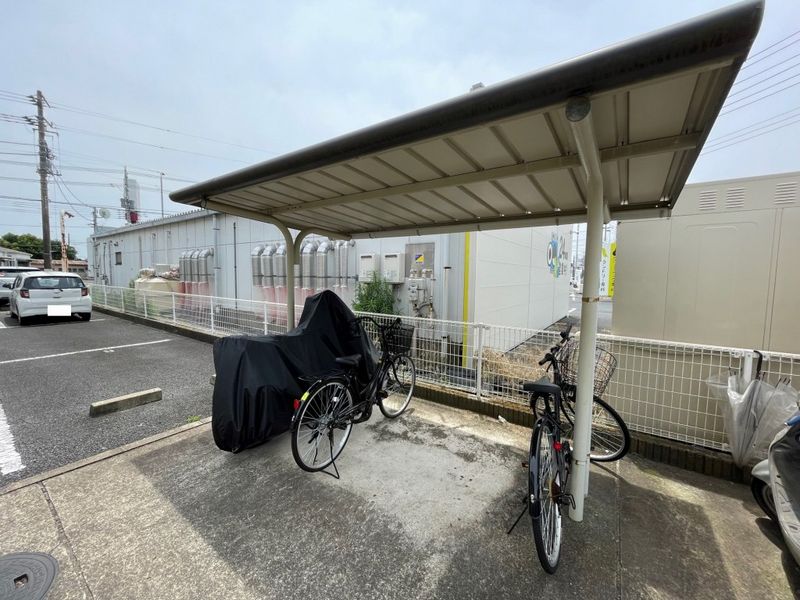 レオパレスクロスロード赤塚 共用部分