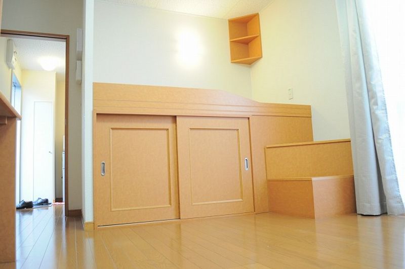 レオパレス櫻根 収納