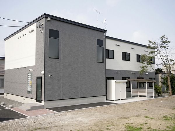 レオパレスオンフルール 外観
