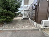 レオパレスサンローラン エントランス