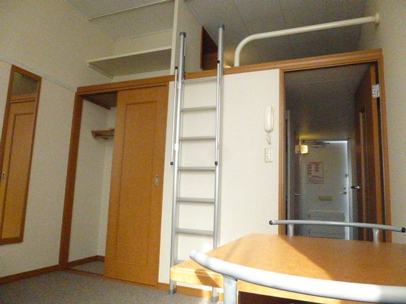 レオパレスＰＩＰＡ 居間