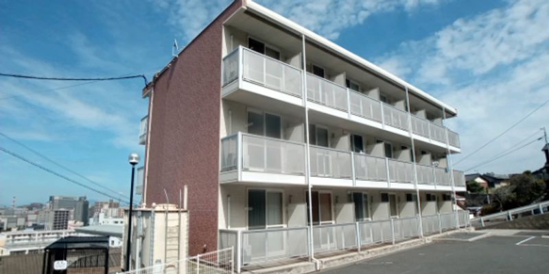 レオパレスＲｕｒｉｎａ 外観