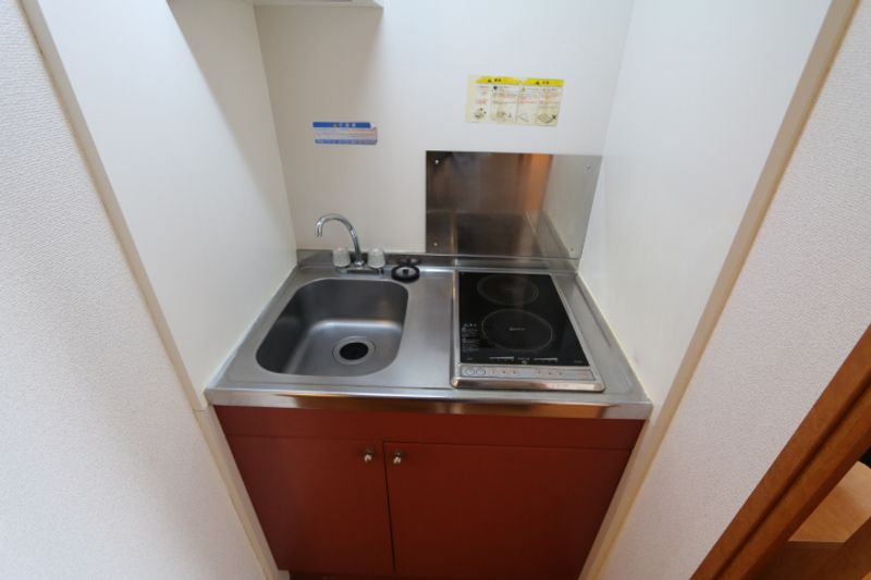 レオパレスＳＡＫＡＥ キッチン