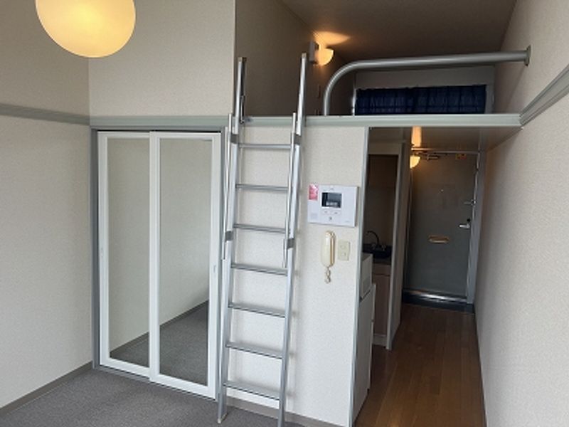 レオパレス高尾Ｉ 寝室