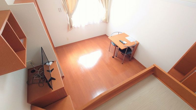 レオパレスＦＵＪＩＴＡＹＡ 居間