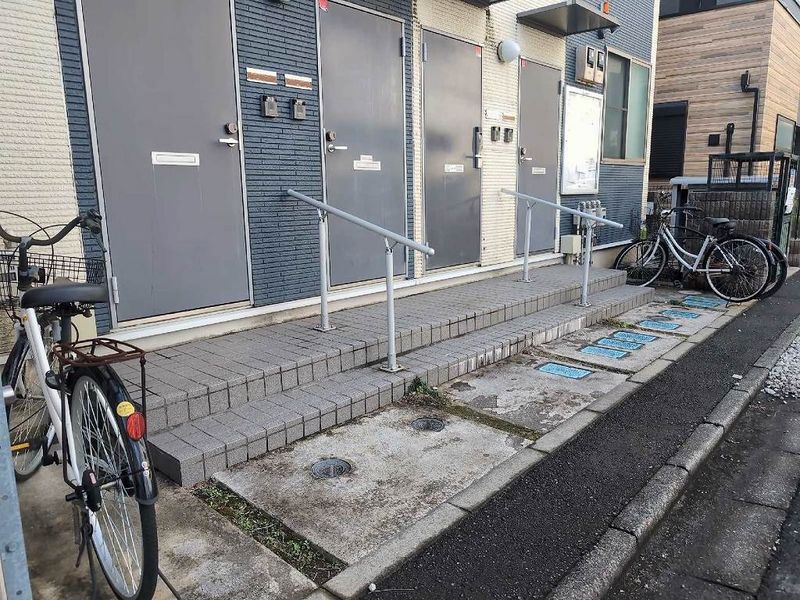レオネクスト宮本 エントランス