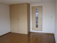 レオパレスタカダ 居間