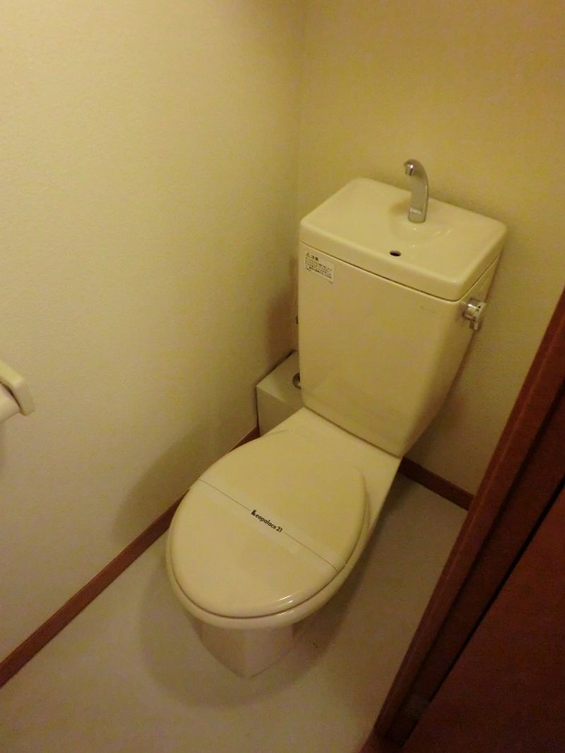 レオパレスエタール トイレ