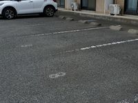 レオパレスヴェネツィア 駐車場