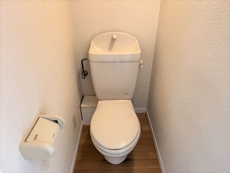 レオパレスウチダ弐番館 トイレ