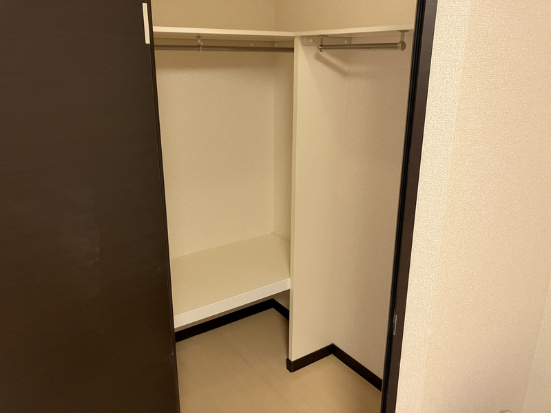 LEONEXT Silvian Kho lưu trữ