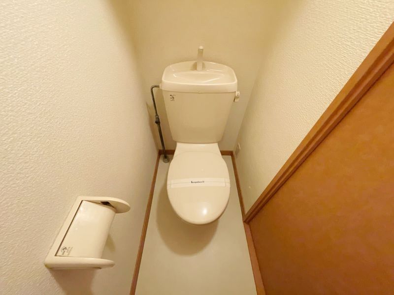 レオパレスやまぶき トイレ